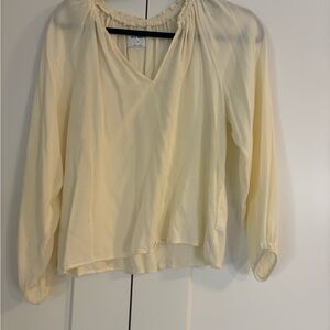 Old Navy Light Cream V-Neck Long-Sleeve Blouse